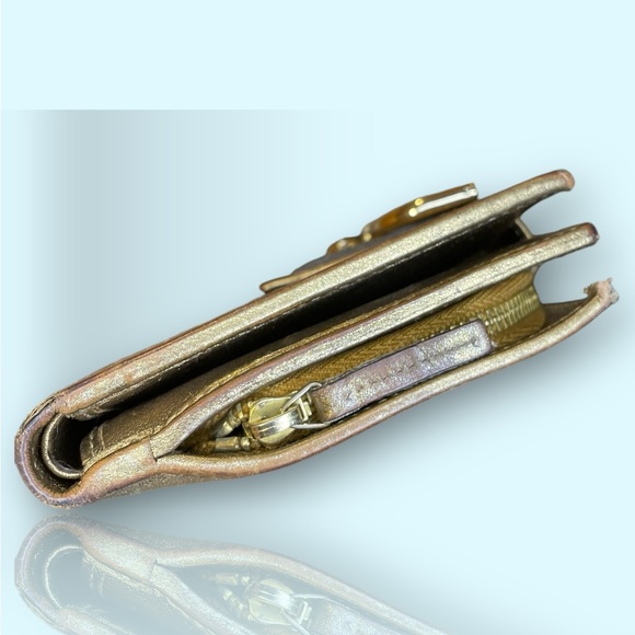 GUCCI 🪢 Abbey D- Ring Compact Wallet & COA - Picture 6 of 16